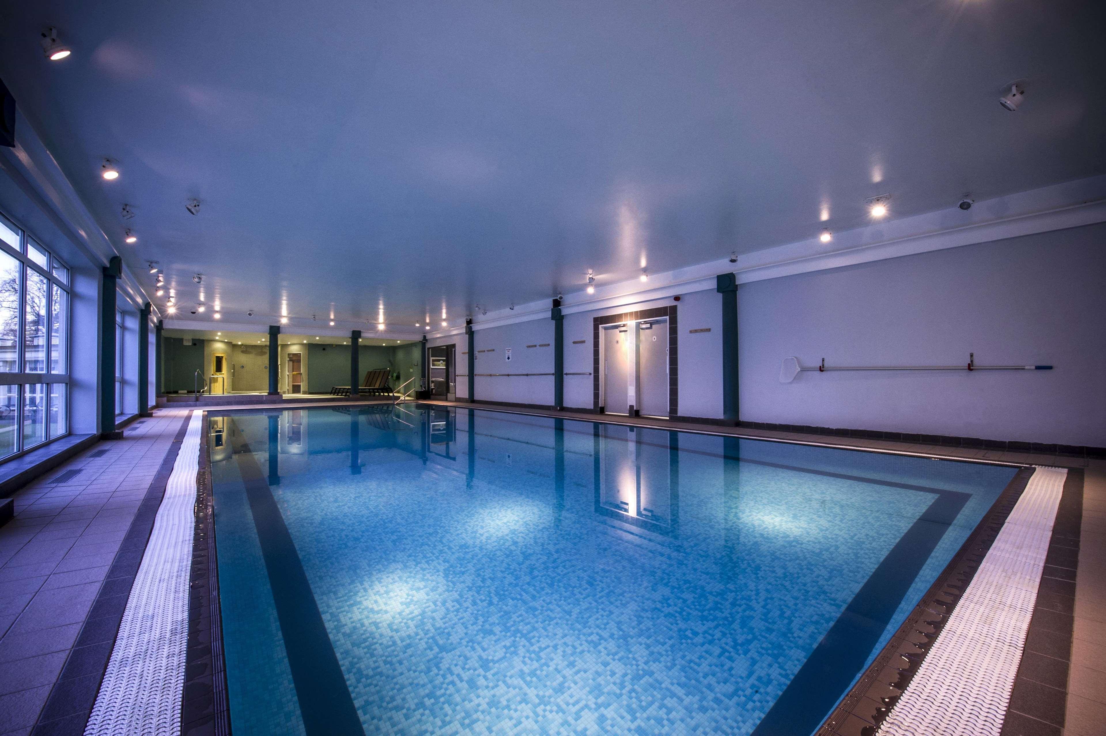 Doubletree By Hilton Cheltenham-Cotswolds Extérieur photo